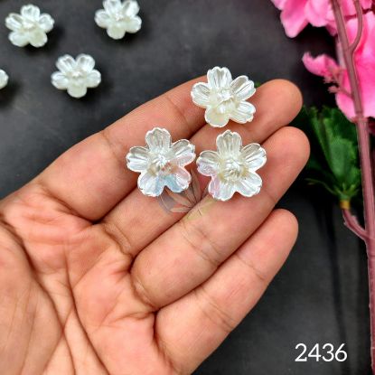 Picture of Pearl White Flower - Pack of 10
