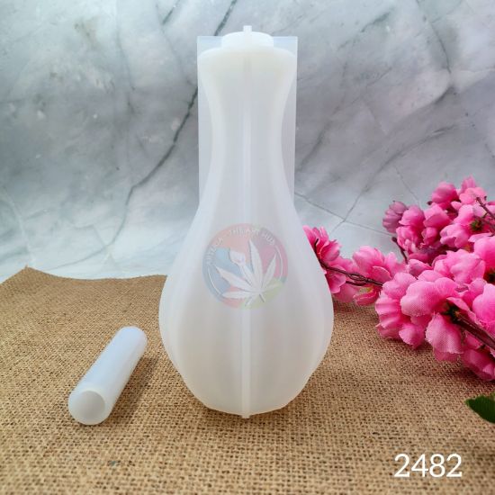 Picture of Narrow Neck Vase Mould 